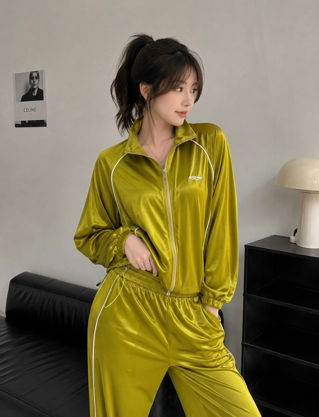 костюм женские спортивные костюмы,костюм спортивный celine,спортивные костюмы,костюм спортивный женский,спортивный костюм плащевка