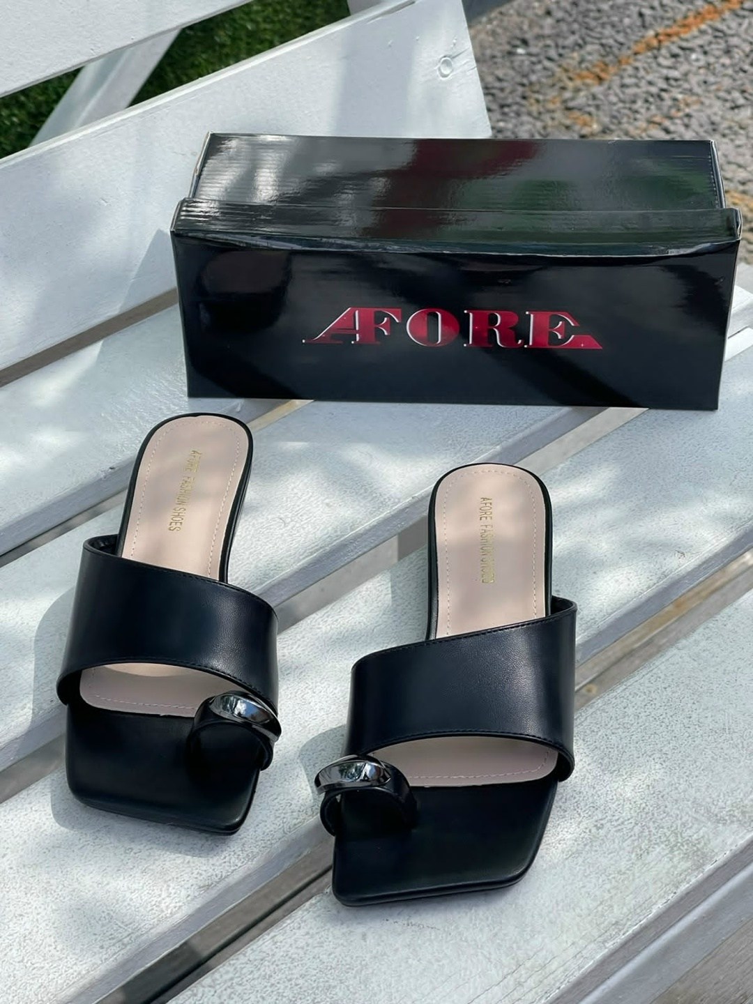 ,женские шлепанцы,женские босоножки,женская ,женские шлепанцы prada