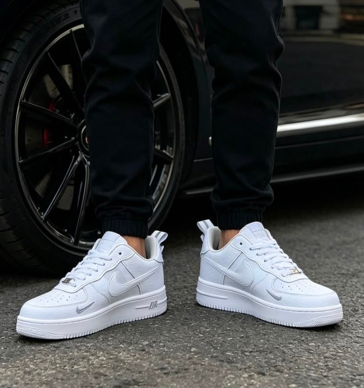 кросcовки nike air force 1,nike air force 1 07 lv8,nike air force 1 07 lv8 black,nike air force 1 07,nike air force 1 07 lv8 utility black