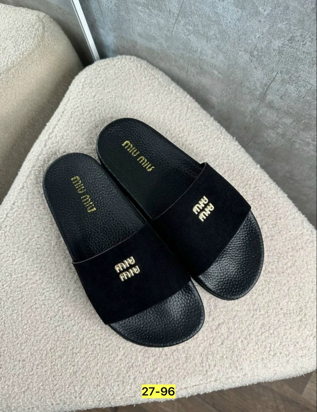 шлепанцы miu miu,женские шлепанцы,шлепанцы коричневые miu miu,шлепки женские,