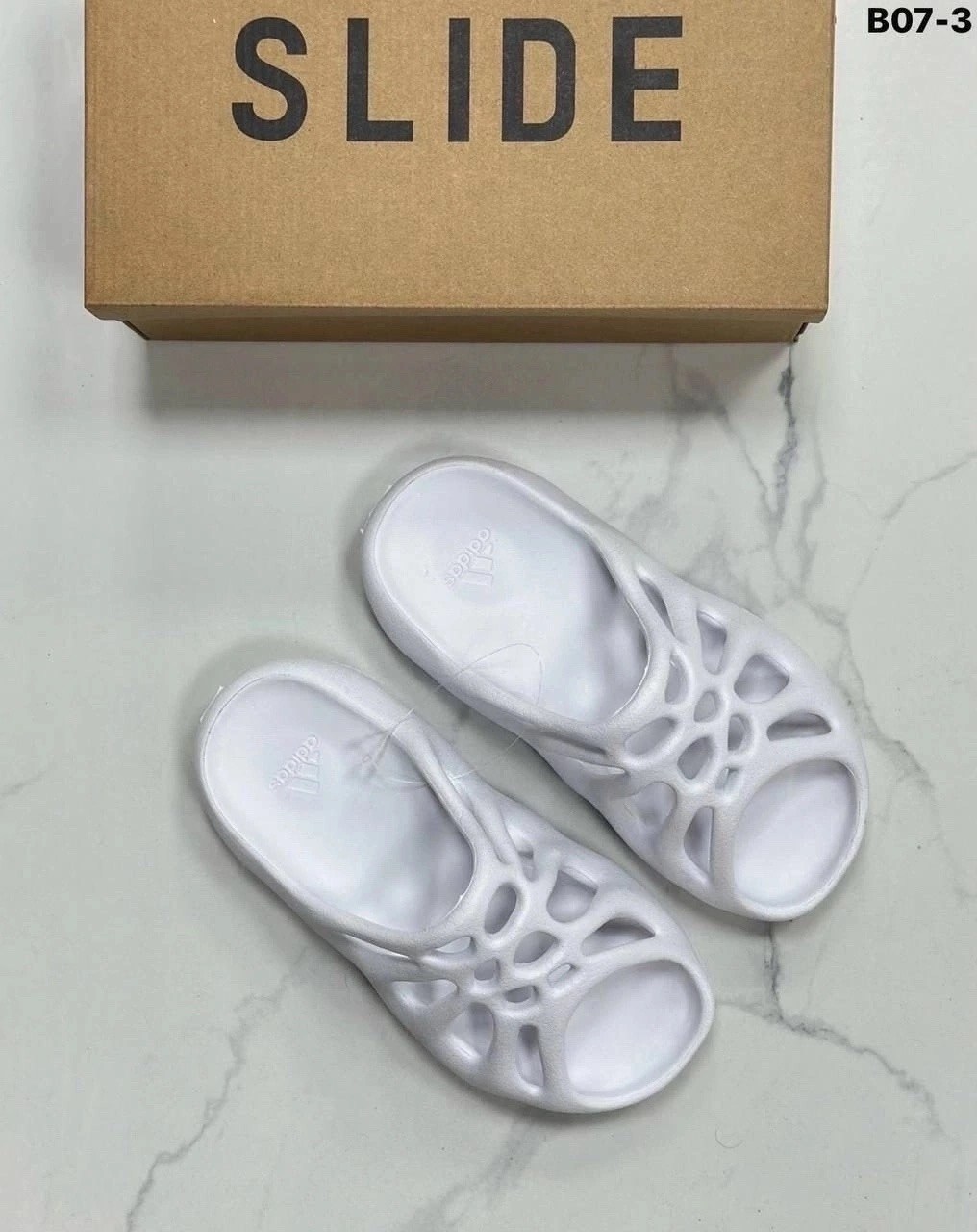 adidas yeezy 450 slide,,женские шлепанцы,пляжные сандалии,adidas yeezy slide