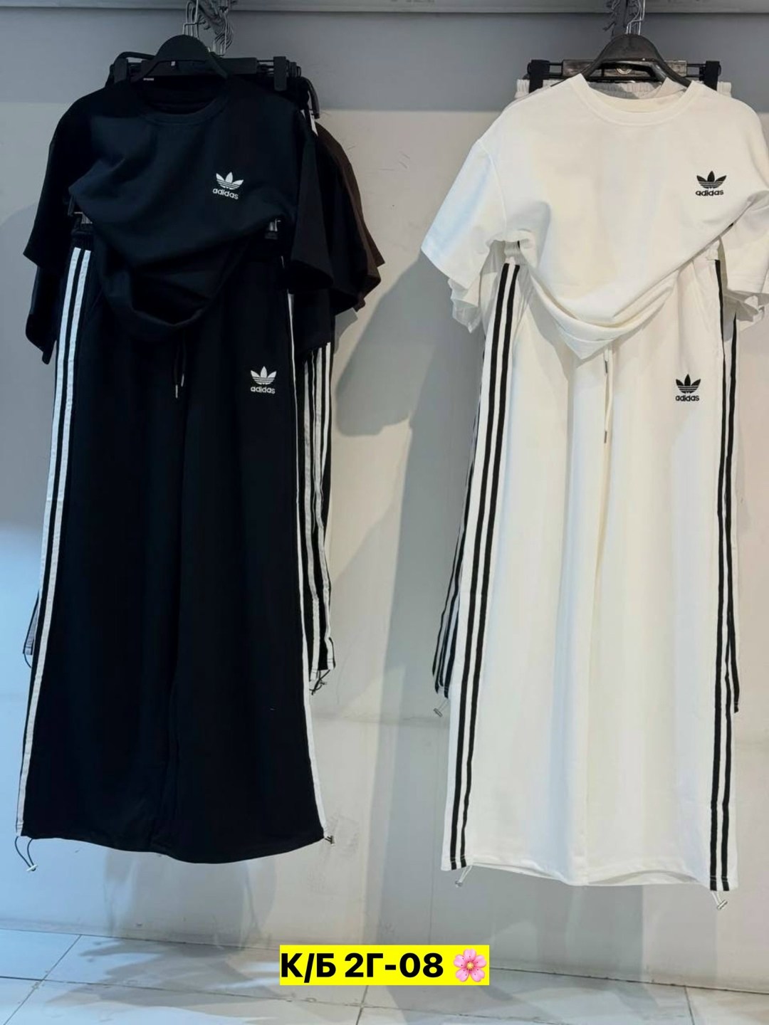 костюм спортивный adidas,костюм спортивный женский adidas,спортивные костюмы адидас,костюм спортивный женский,модные костюмы