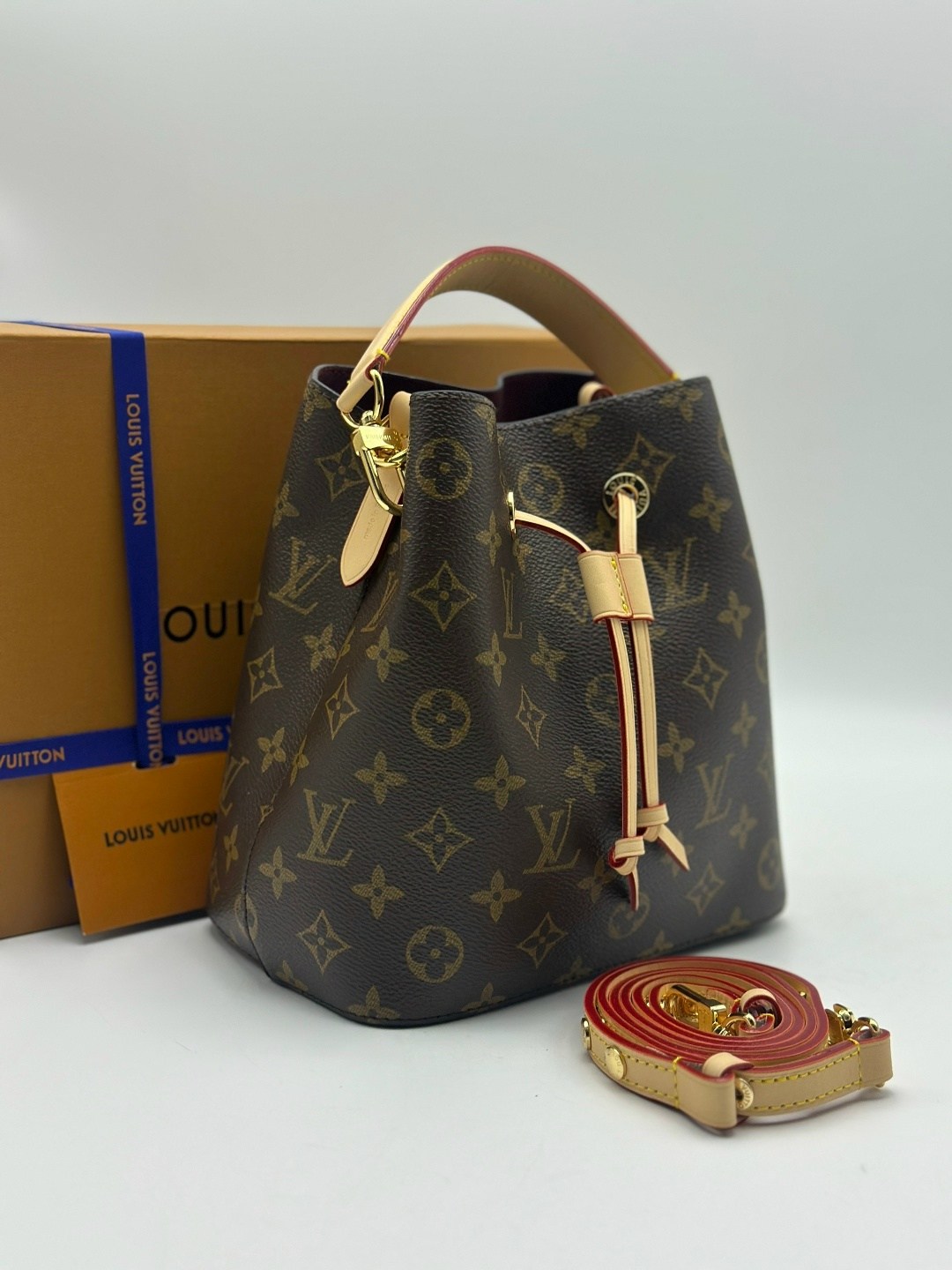 сумка louis vuitton,louis vuitton сумка на плечо,louis vuitton женская сумка,сумка на плечо louis vuitton lv,сумка louis vuitton neonoe мешок на завязках