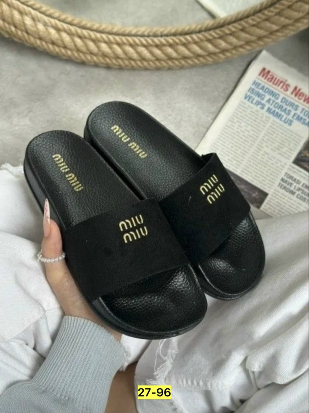 шлепанцы miu miu,женские шлепанцы,шлепанцы коричневые miu miu,шлепки женские,