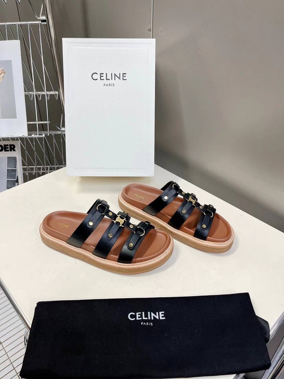 шлепанцы celine,сандалии celine,босоножки celine,сандалии celine 2026,шлепки celine