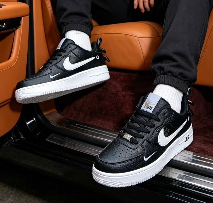 кросcовки nike air force 1,nike air force 1 07 lv8,nike air force 1 07 lv8 black,nike air force 1 07,nike air force 1 07 lv8 utility black