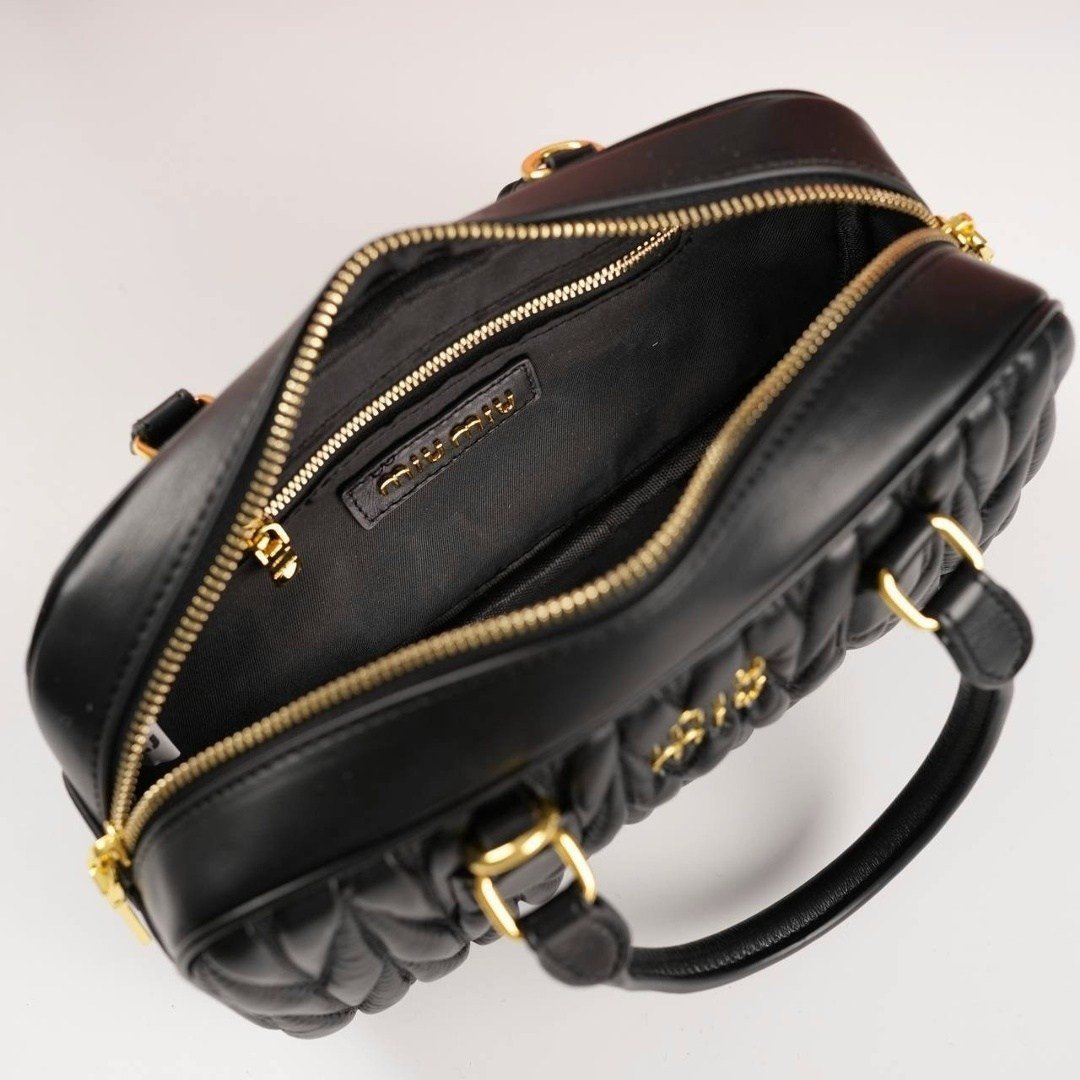 сумка miu miu,женская сумка miu miu,стеганая сумка arcadie miu miu черный,сумочка miumiu,сумка женские