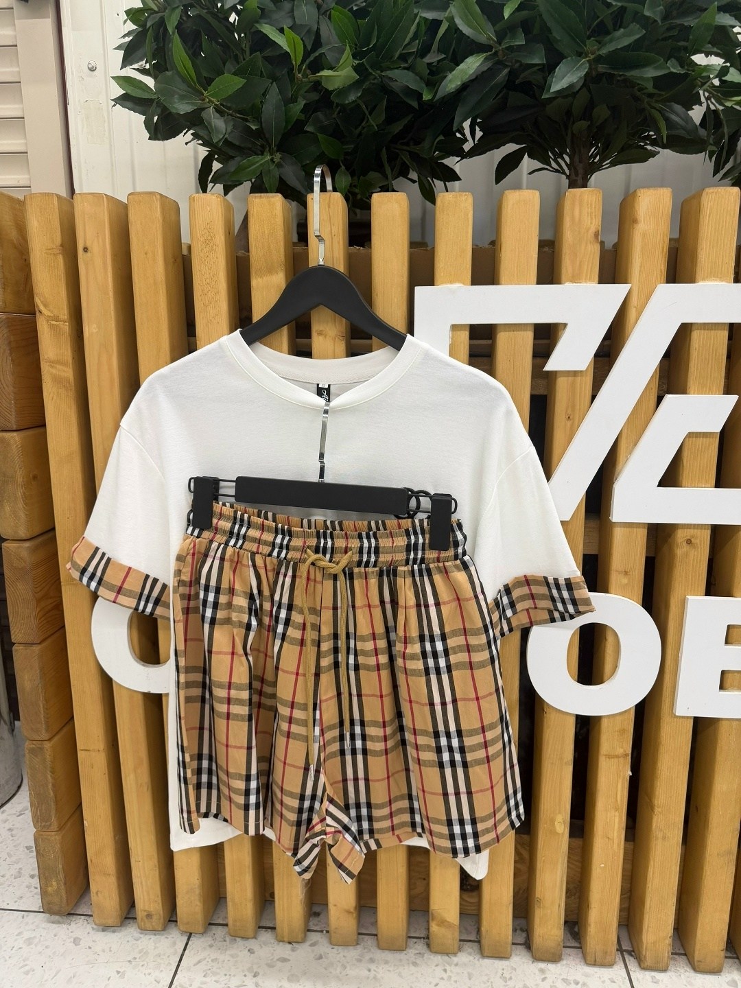 шорты burberry,плавательные шорты burberry,летние костюмы,шорты мужские,повседневный костюм