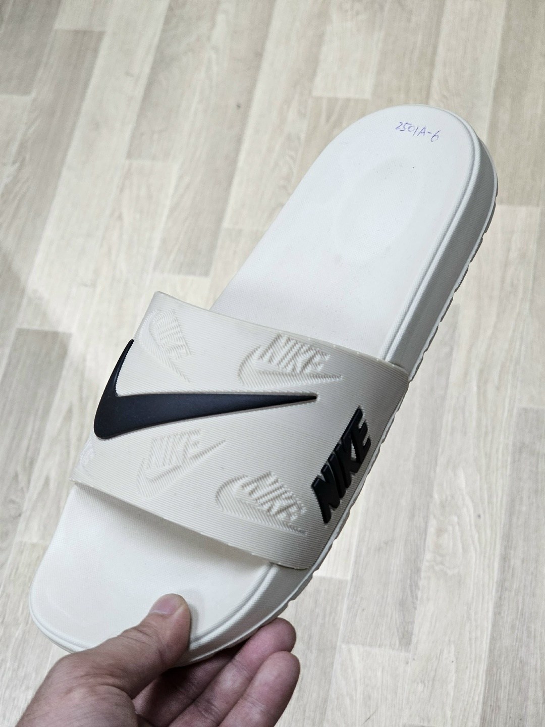 nike slides,шлёпанцы мужские,тапки найк акг,мужские шлепки,шлепки найк мужские белые