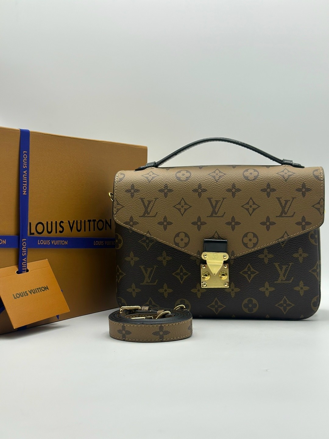 louis vuitton женская сумка,cумка louis vuitton,сумка louis vuitton pochette metis,сумка луи виттон,женская сумка louis vuitton из натуральной кожи