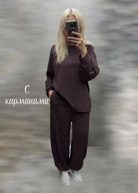 Костюм