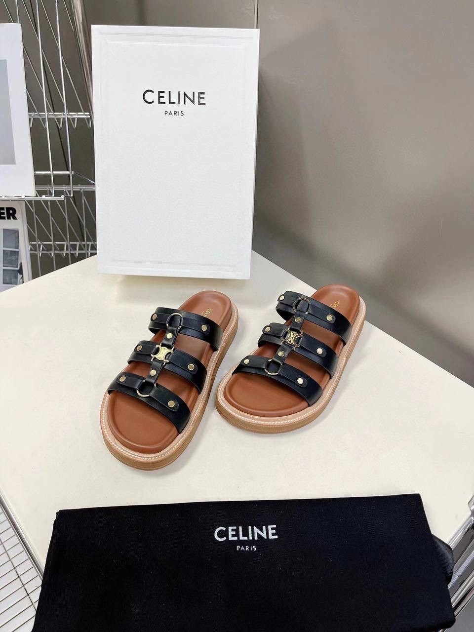 шлепанцы celine,сандалии celine,босоножки celine,сандалии celine 2026,шлепки celine