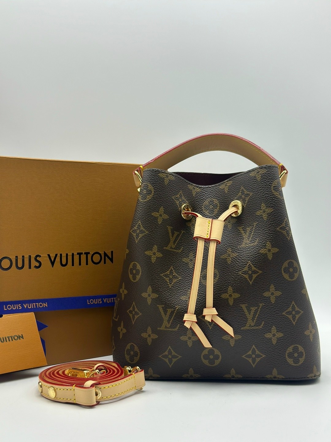 сумка louis vuitton,louis vuitton сумка на плечо,louis vuitton женская сумка,сумка на плечо louis vuitton lv,сумка louis vuitton neonoe мешок на завязках