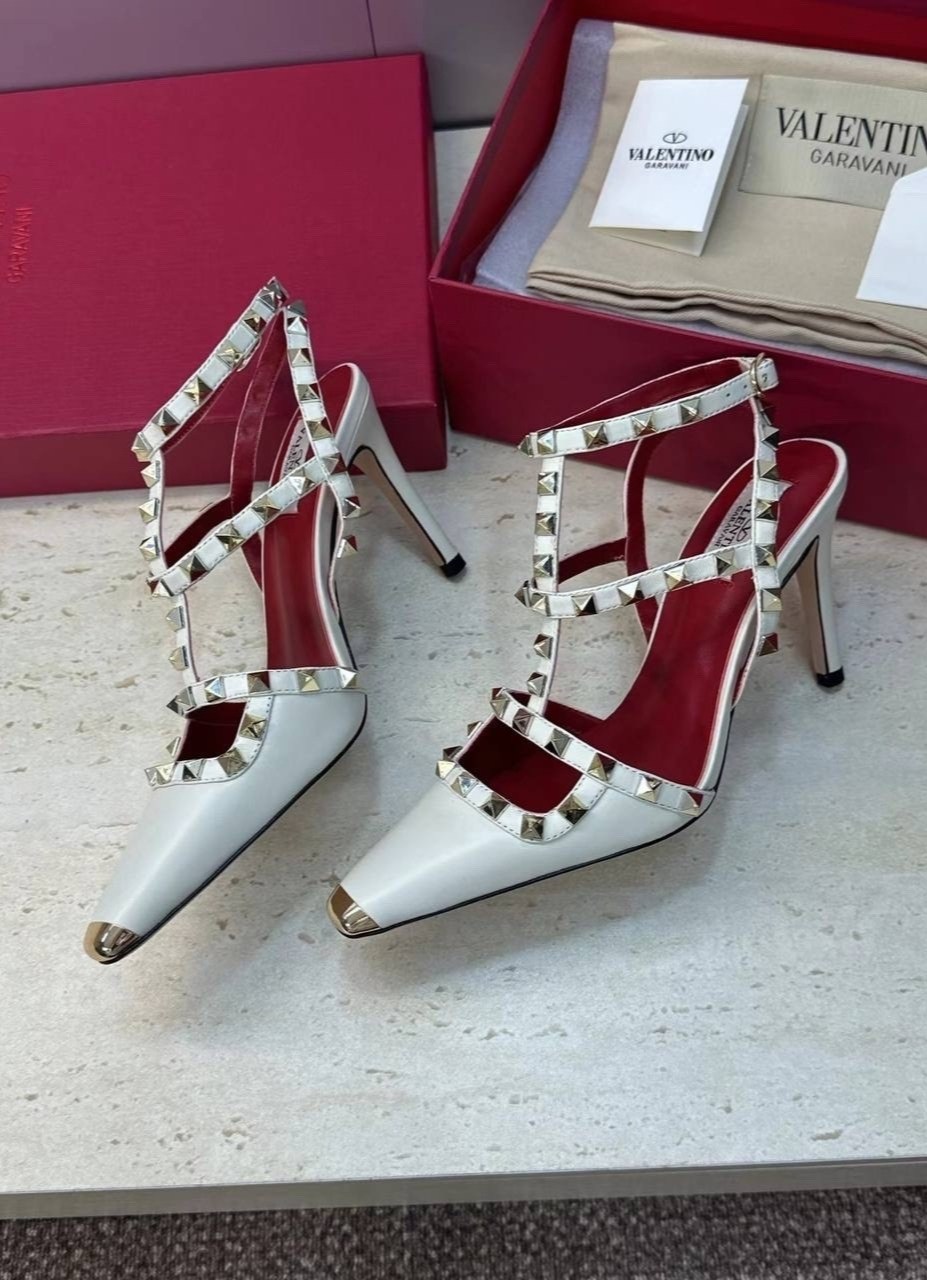 туфли valentino,valentino rockstud,туфли valentino rockstud,валентино рокстад туфли,туфли валентино