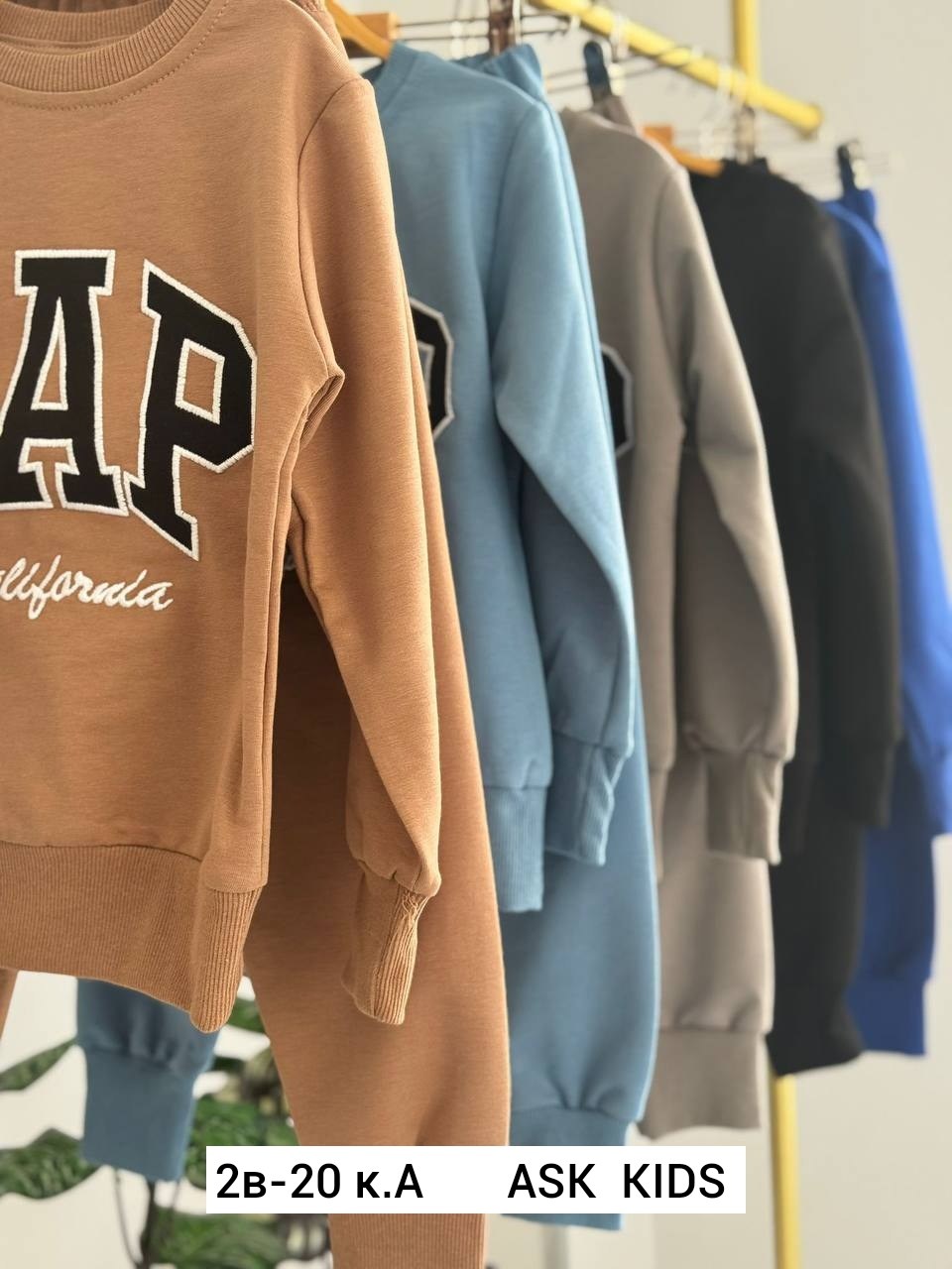 спортивный костюм gap,костюм спортивный мальчикам,детский спортивный костюм gap,детский костюм,костюм gap
