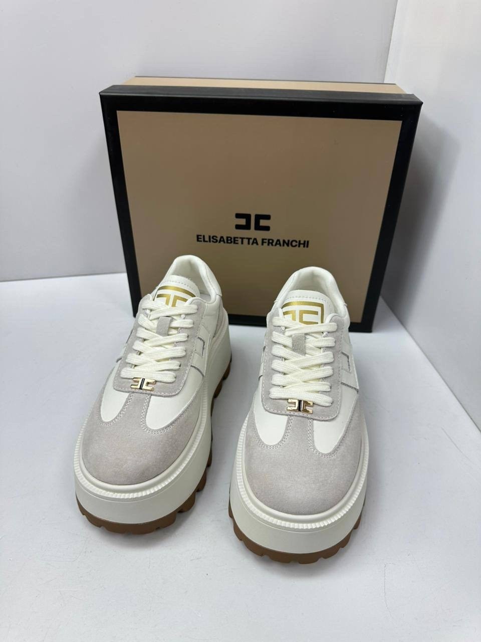 ,женские кроссовки, женская,обуви,кроссовки fendi