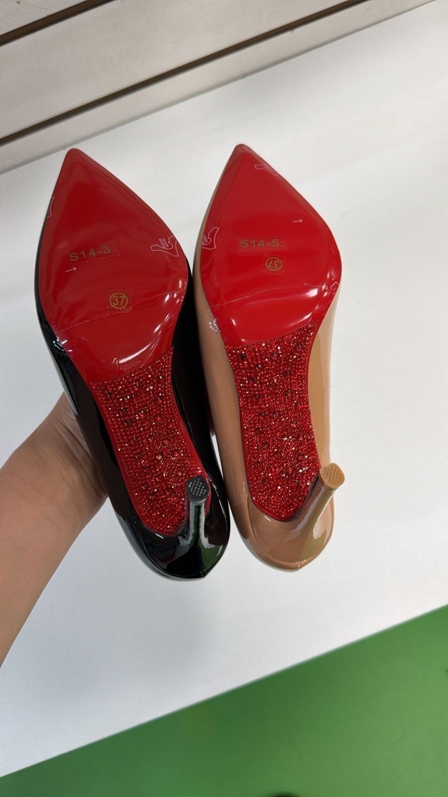 christian louboutin туфли,туфли кристиан лабутен,туфли лабутен,туфли louboutin,