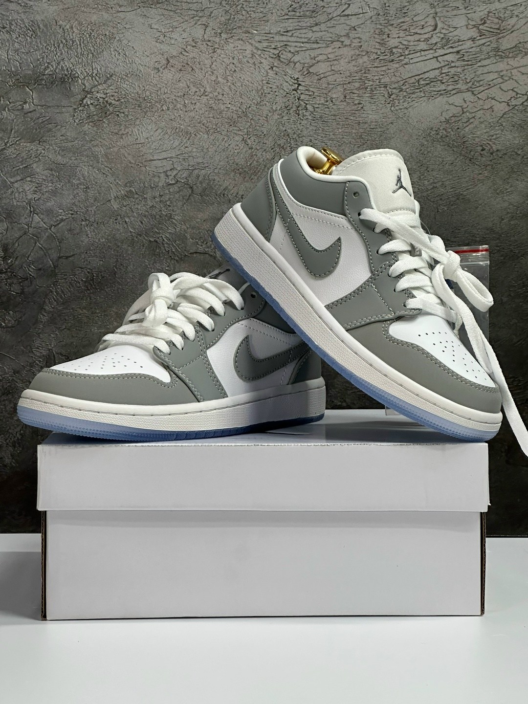 nike air jordan 1 low wolf grey,nike air jordan 1 low,кроссовки nike air jordan 1 low wolf grey,кроссовки nike air jordan 1 low,jordan 1 low серые