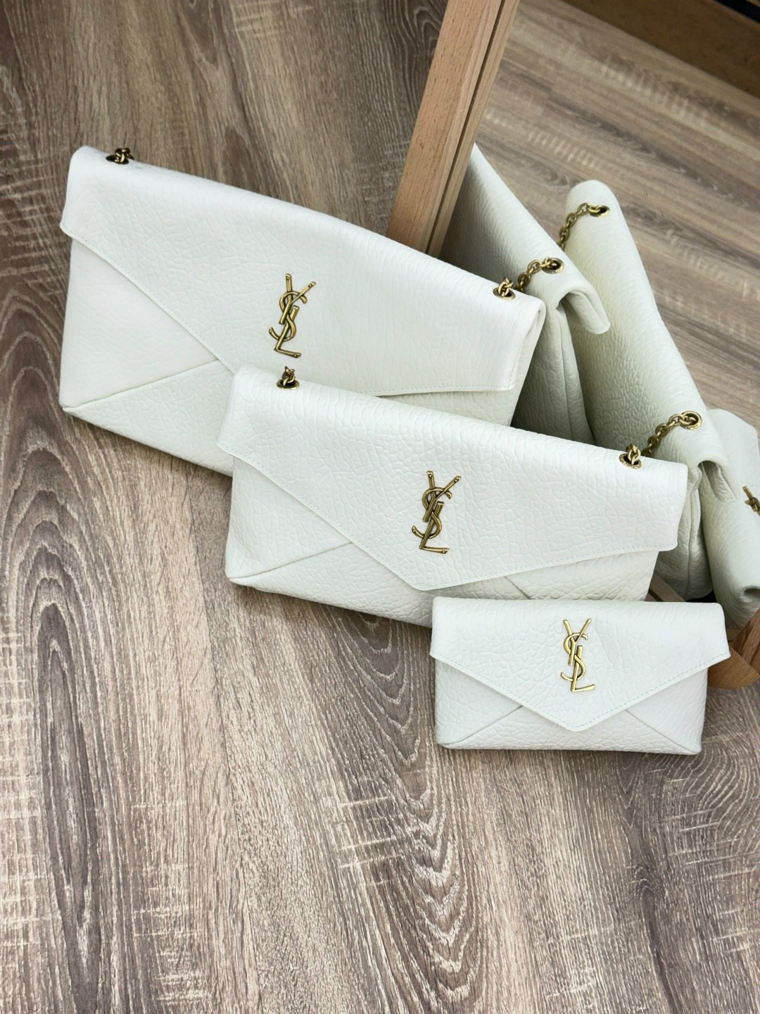 клатч,большой кожаный клатч ysl envelope pouch saint laurent цвет black,клатч saint laurent,клатч вечерний сумка,клатч женская