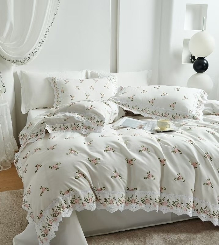 комплект постельного белья,blumarine комплект постельного белья,роскошный комплект постельного белья,постельное белье кристиан диор,постельное белье