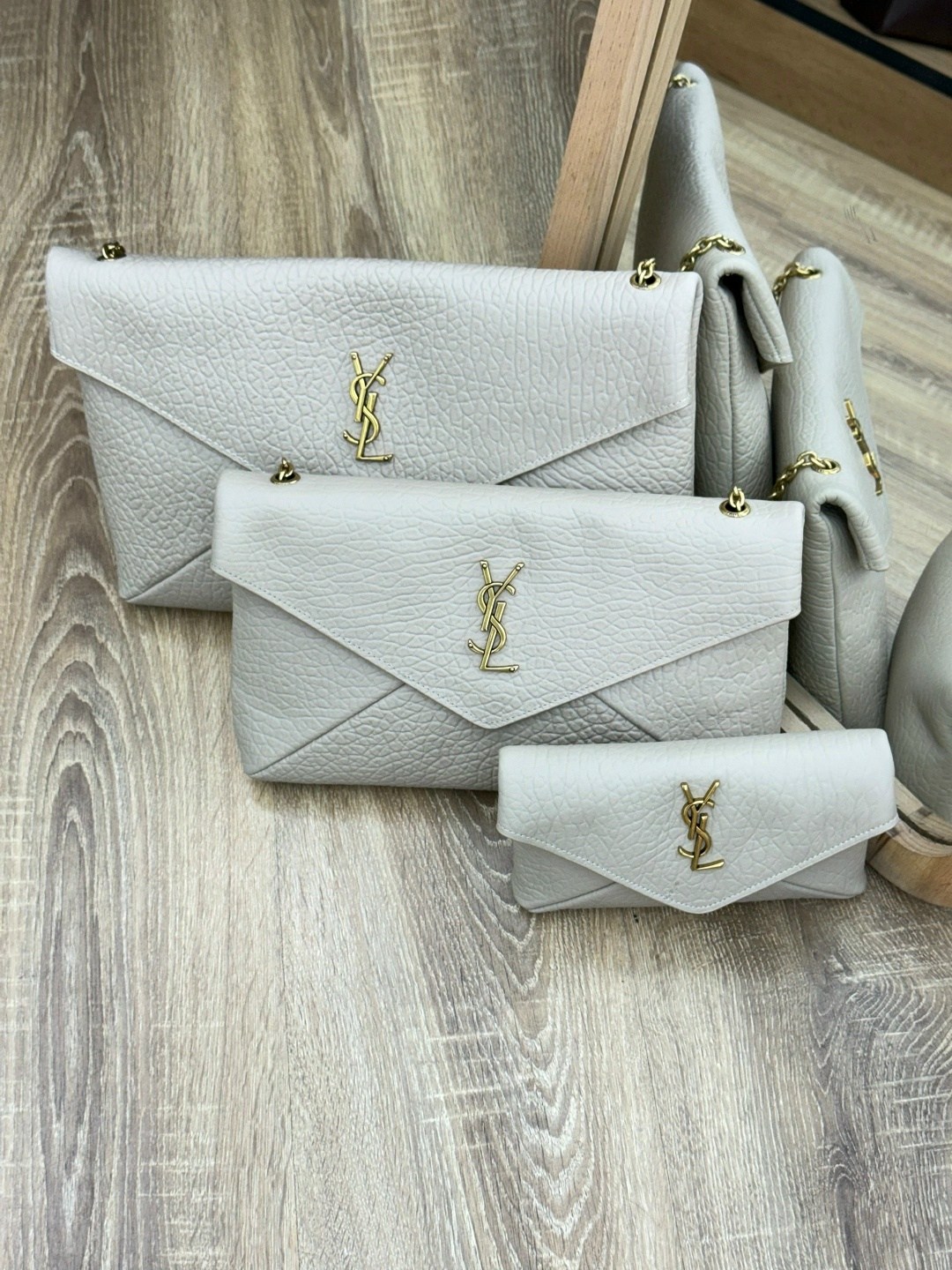 клатч,большой кожаный клатч ysl envelope pouch saint laurent цвет black,клатч saint laurent,клатч вечерний сумка,клатч женская