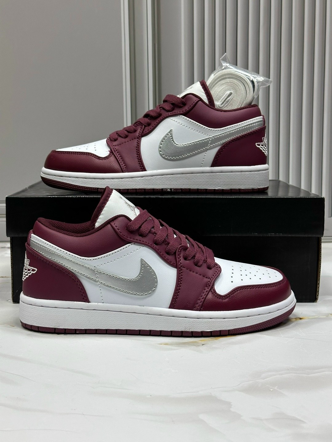 nike air jordan 1 low noble red,nike air jordan 1 low,nike air jordan 1 low grey,air jordan 1 low,jordan 1 low bordeaux