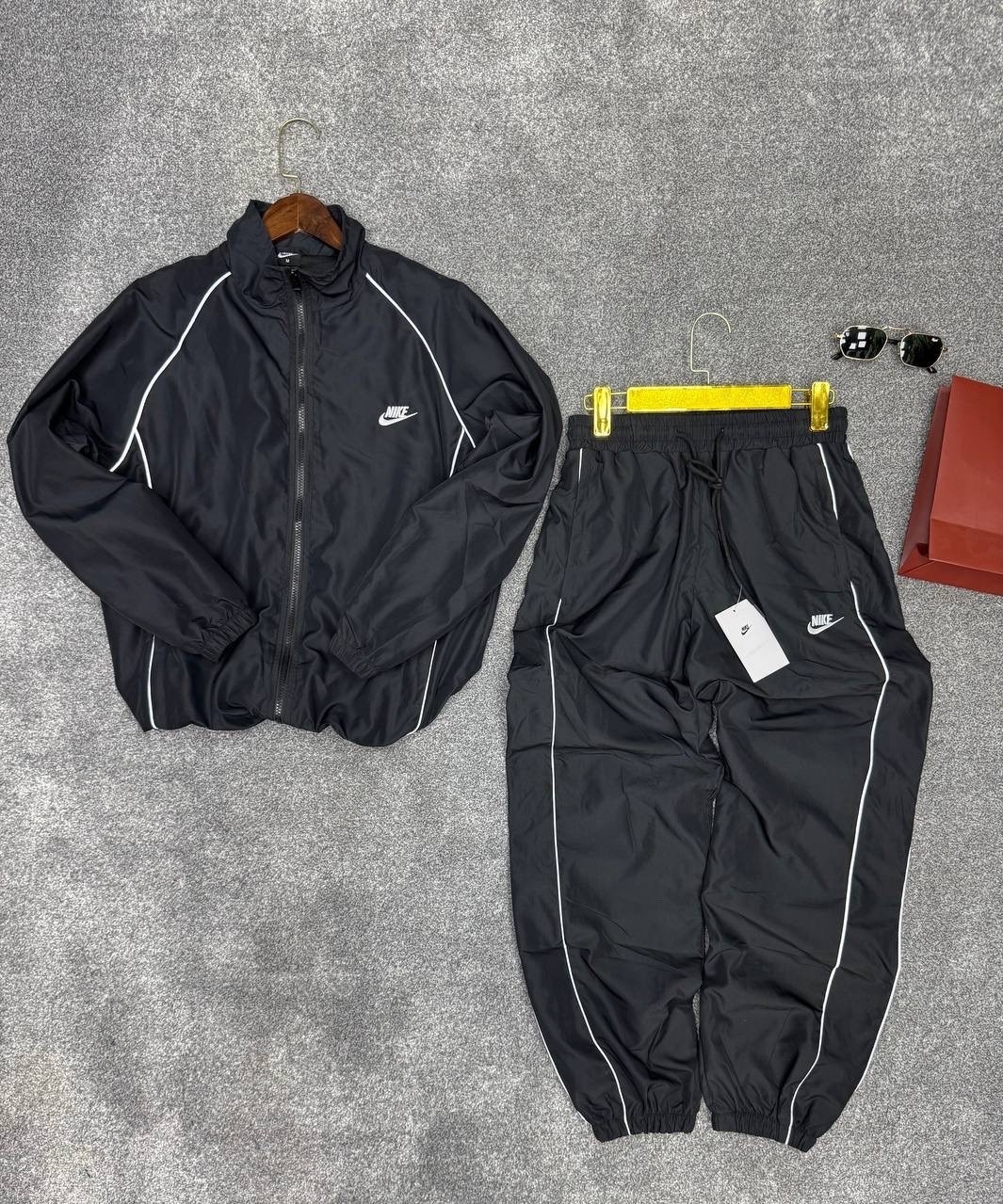 спортивный костюм nike,спортивный костюм мужской nike,костюм спортивный мужской,спортивный костюм nike на флисе,спортивный костюм nike плащевка