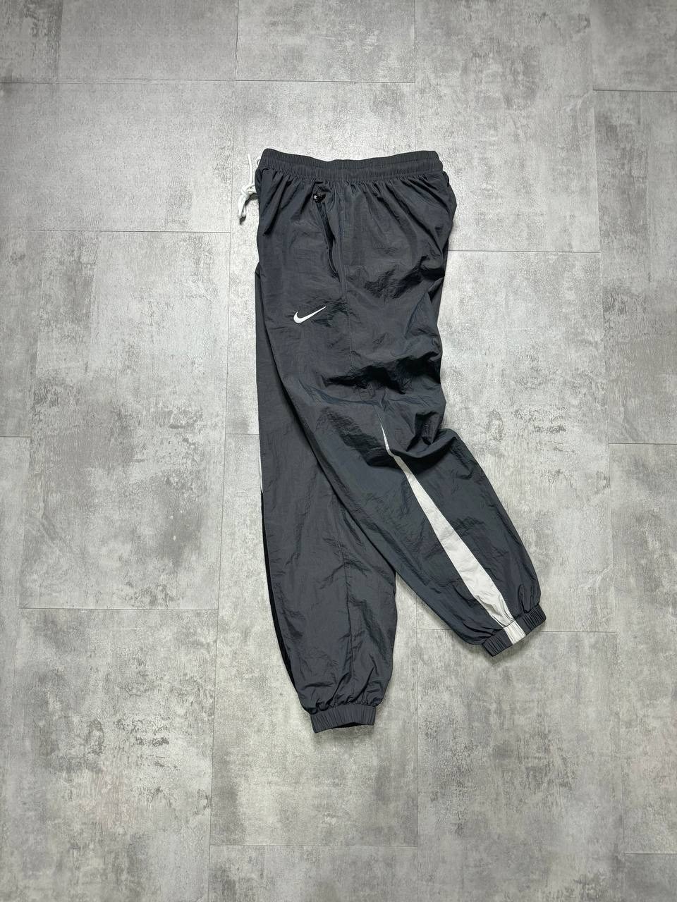 спортивные штаны nike,спортивные штаны nike мужские,спортивные брюки nike,nike штаны,плащевые штаны big swoosh летние найк джоггеры nike