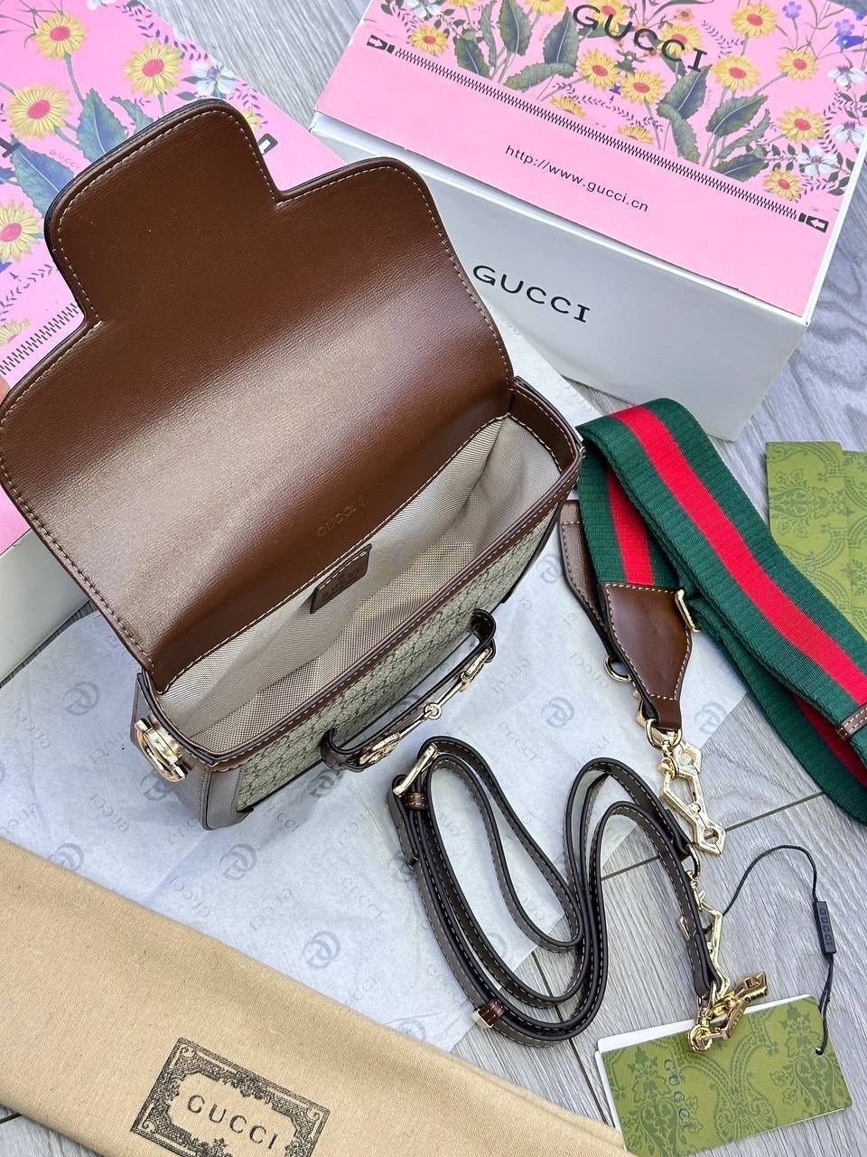 gucci сумка,сумка gucci horsebit 1955,женская сумка gucci,gucci сумка на плечо,сумка гуччи