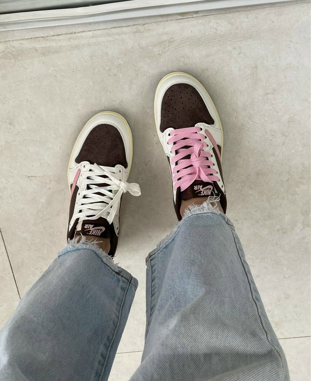 кроссовки air jordan 1 low x travis scott,кроссовки nike air jordan 1 low x travis scott,кроссовки замша,кроссовки nike air jordan 1,кеды travis scott x air jordan 1 pink oxford