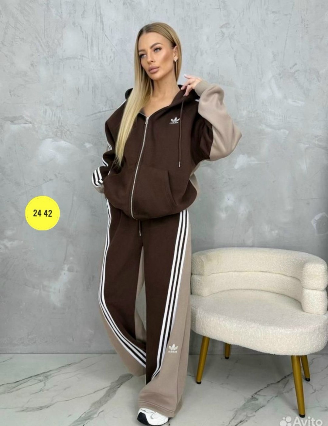 спортивный костюм женский adidas,спортивный костюм женски,костюм спортивный,adidas спортивный костюм,стильные костюмы