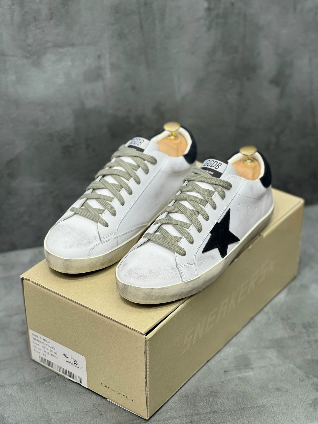 ,golden goose,golden goose кеды,кроссовки golden goose,состаренные кроссовки