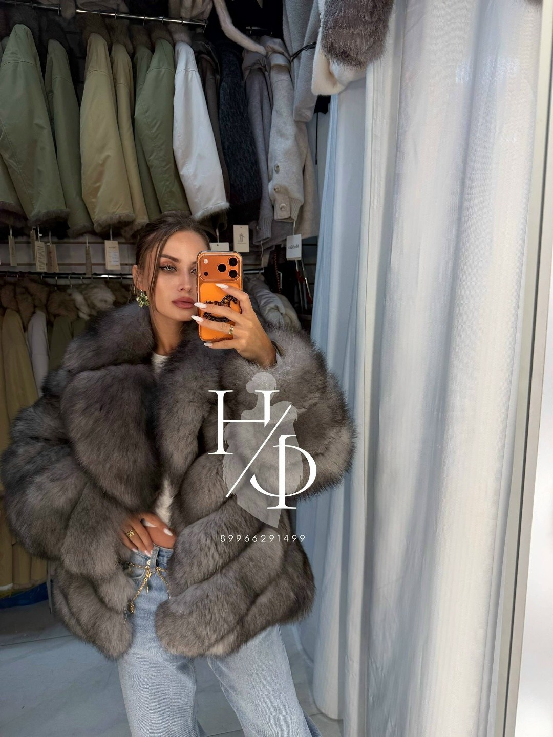 шуба из песца,шуба песец,шуба,шуба песец daniel furs,короткая шуба из песца