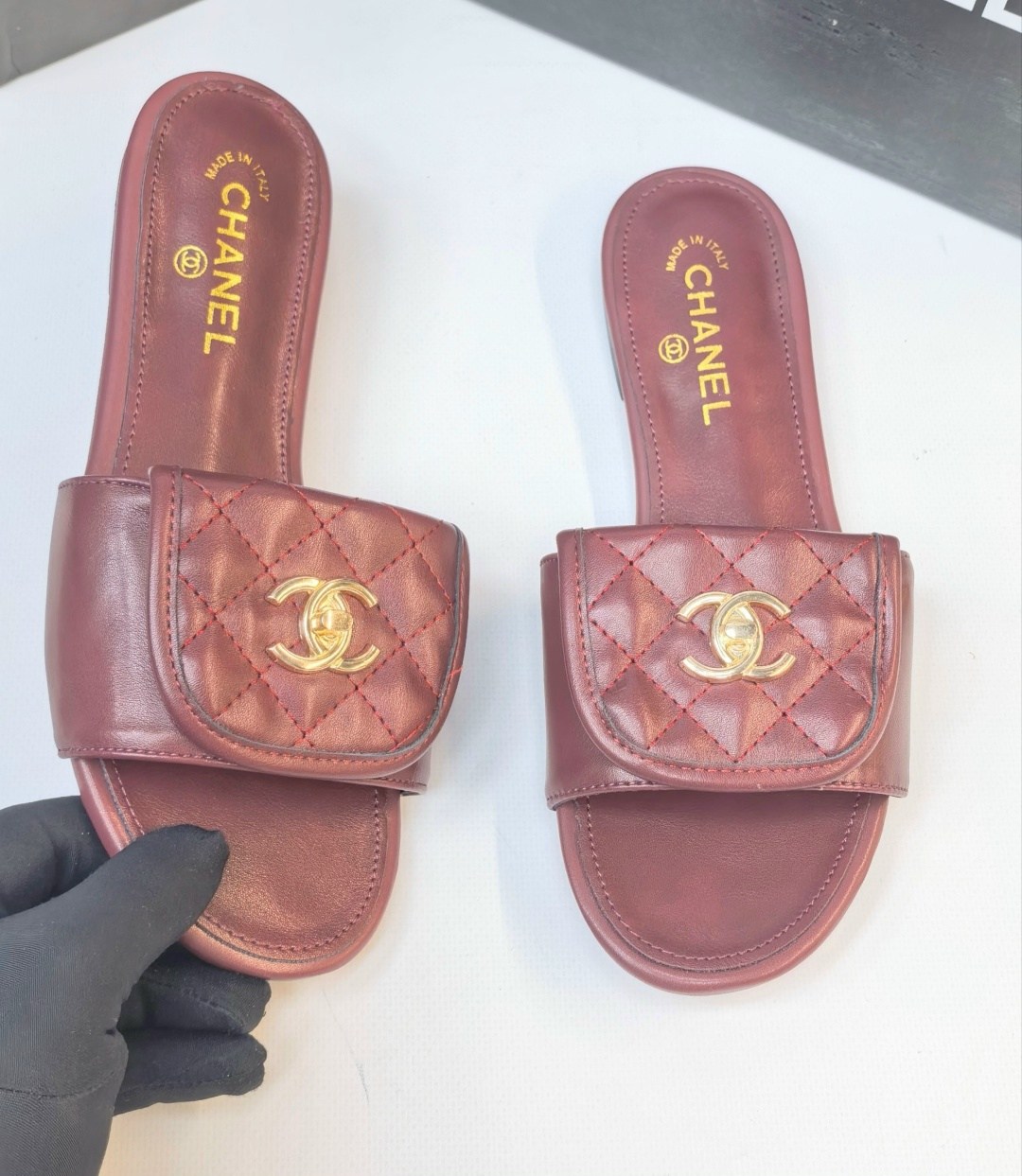 шлепанцы chanel,тапочки chanel,тапочки женские chanel,женские шлепанцы,шлепки шанель