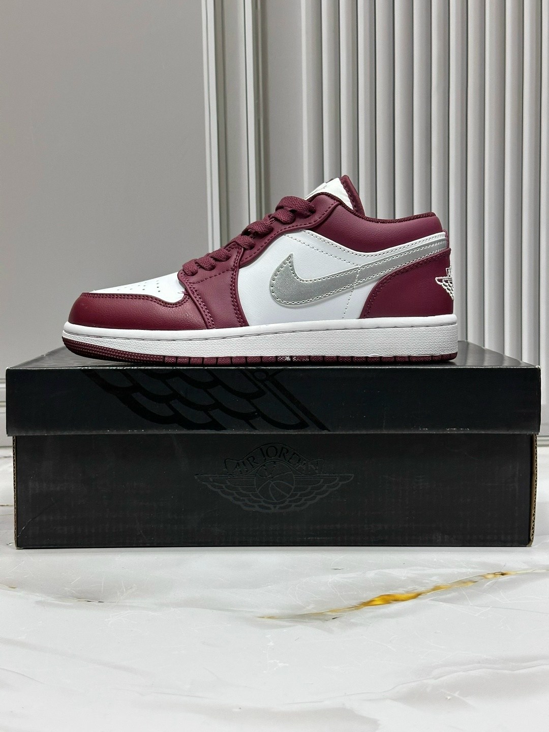 nike air jordan 1 low noble red,nike air jordan 1 low,nike air jordan 1 low grey,air jordan 1 low,jordan 1 low bordeaux