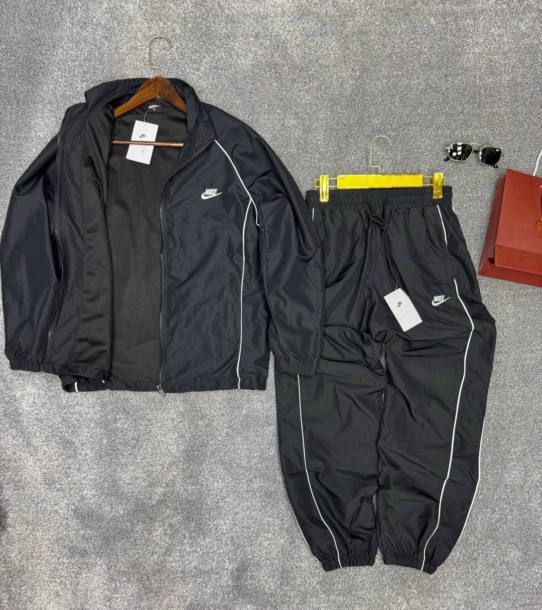 спортивный костюм nike,спортивный костюм мужской nike,костюм спортивный мужской,спортивный костюм nike на флисе,спортивный костюм nike плащевка