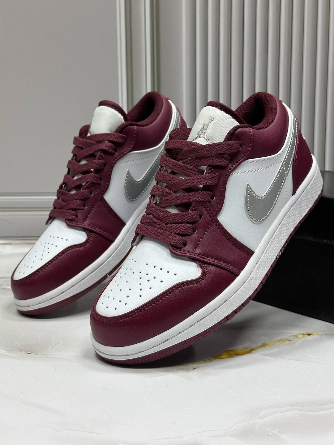 nike air jordan 1 low noble red,nike air jordan 1 low,nike air jordan 1 low grey,air jordan 1 low,jordan 1 low bordeaux