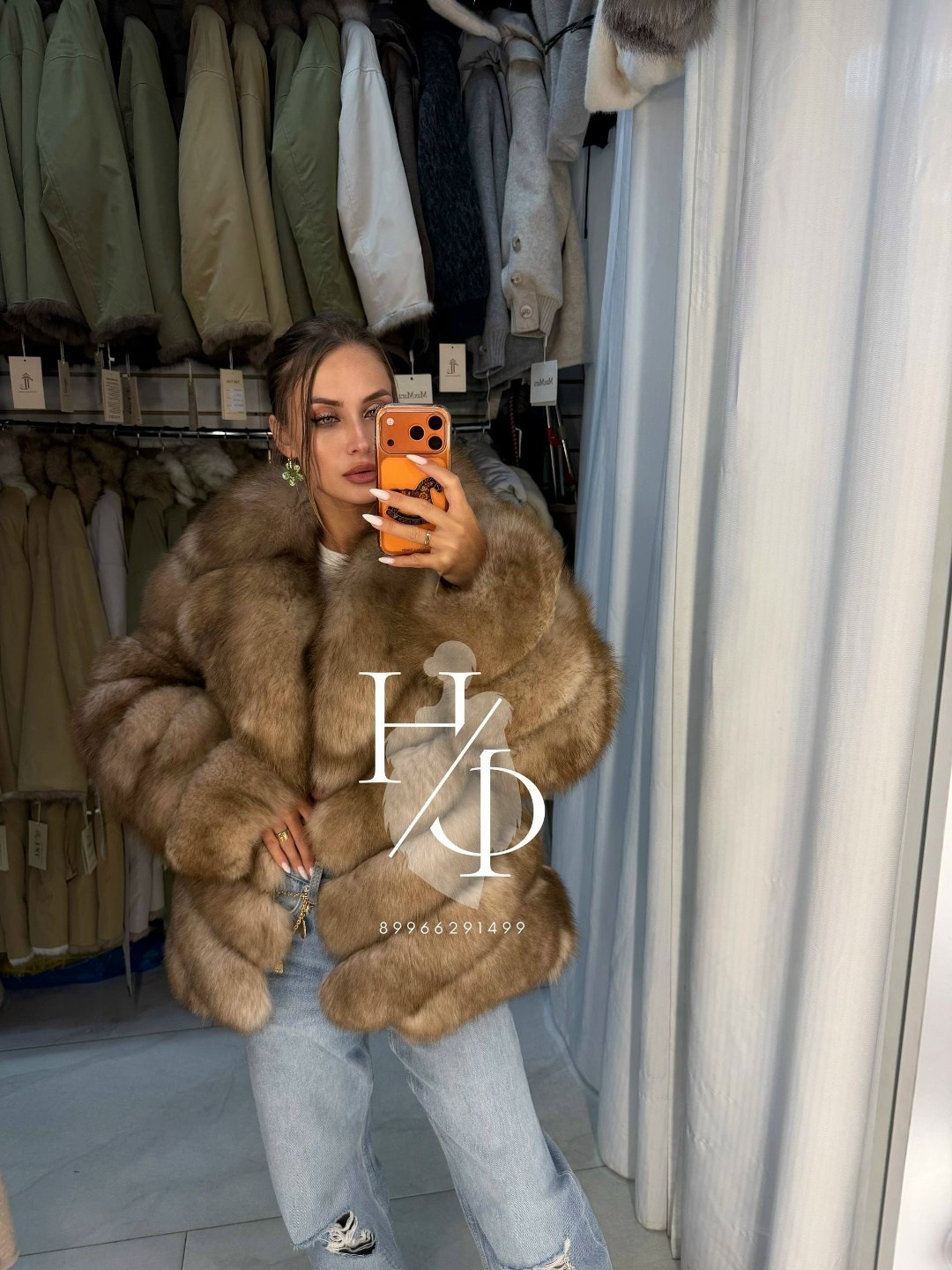 шуба из песца,шуба песец,шуба,шуба песец daniel furs,короткая шуба из песца