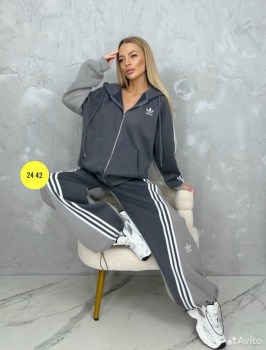 Костюм