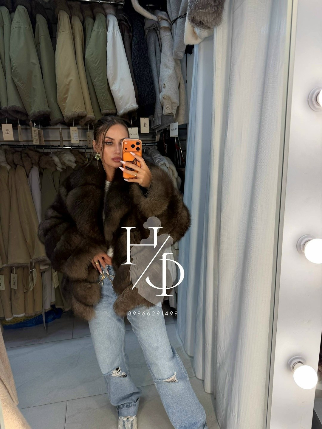 шуба из песца,шуба песец,шуба,шуба песец daniel furs,короткая шуба из песца
