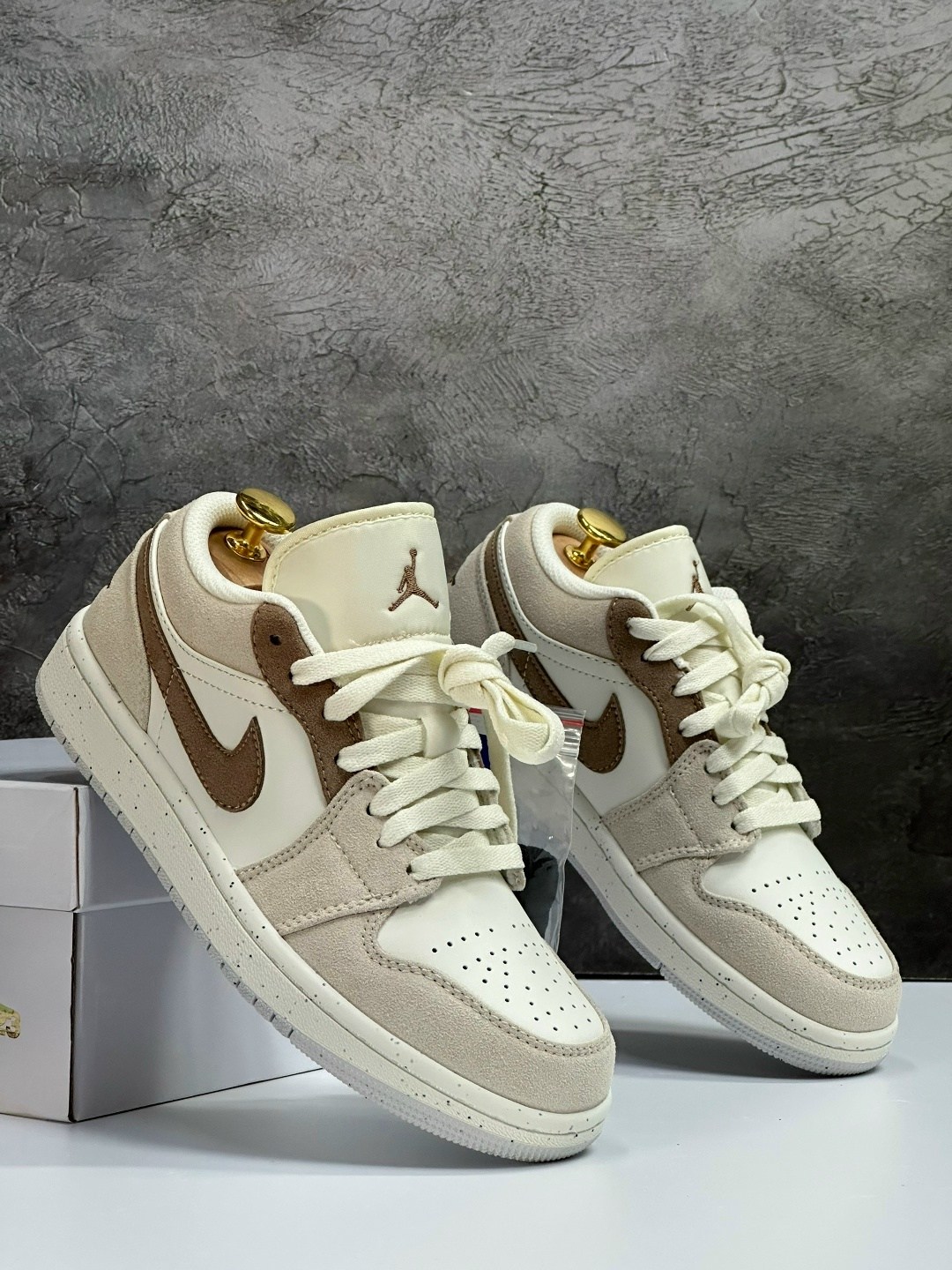 кроссовки,кроссовки nike air jordan 1,air jordan 1 low se craft inside out taupe haze,кроссовки nike air jordan 1 low,nike air jordan 1 low se
