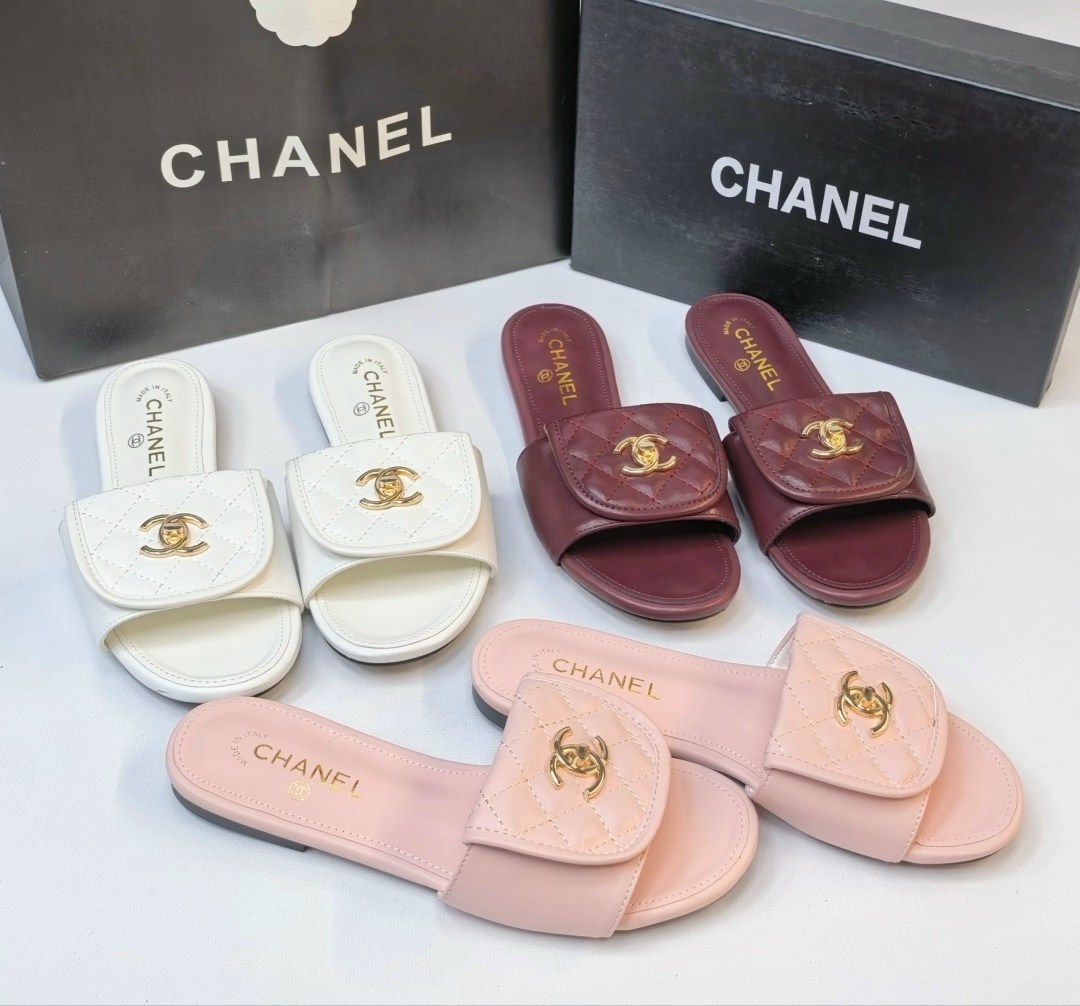 шлепанцы chanel,тапочки chanel,тапочки женские chanel,женские шлепанцы,шлепки шанель