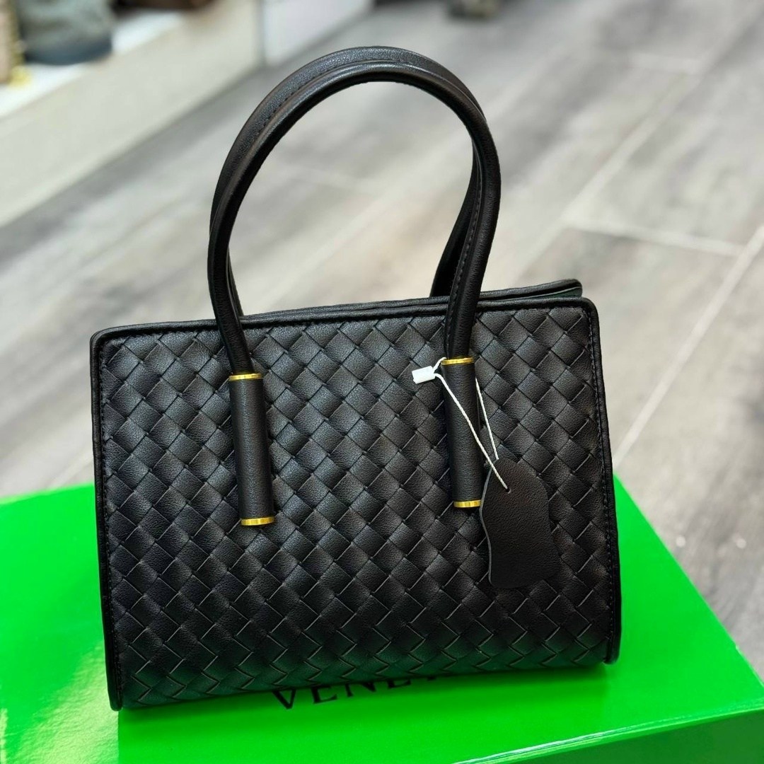 сумка,женская сумка,сумка модная,сумка элегантная,сумка bottega veneta
