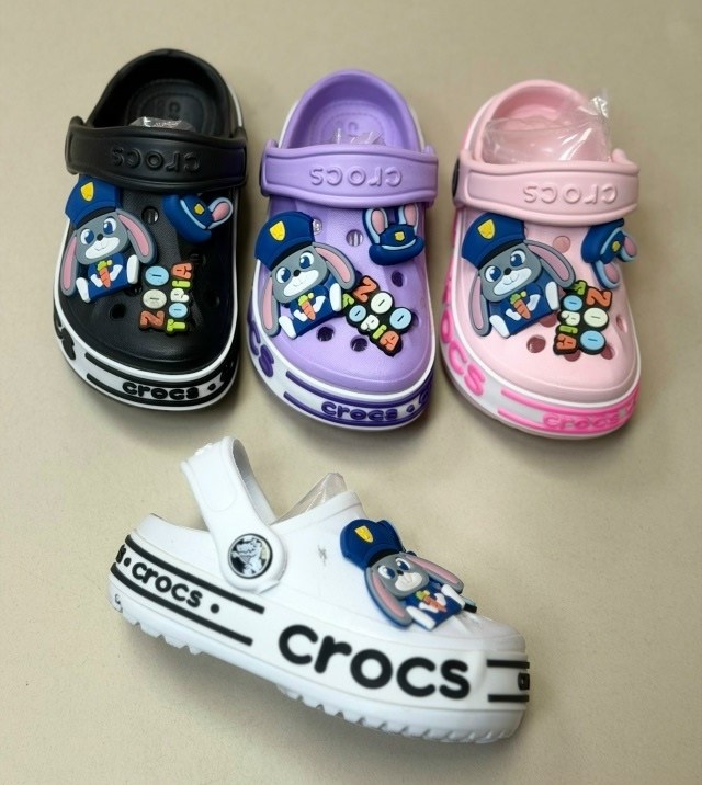 crocs jibbitz charms,кроксы с мультяшками,джибитсы для crocs,кроксы марио,детские сандалии