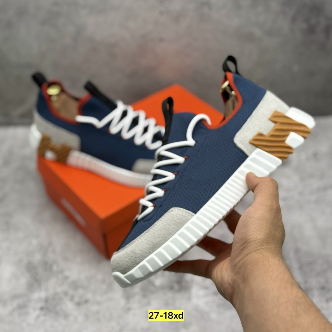 кроссовки hermes,кроссовки мужские hermes,,кроссовка мужской,мужские комбинированные кроссовки hermes 2026 синие с красной буквой на подошве