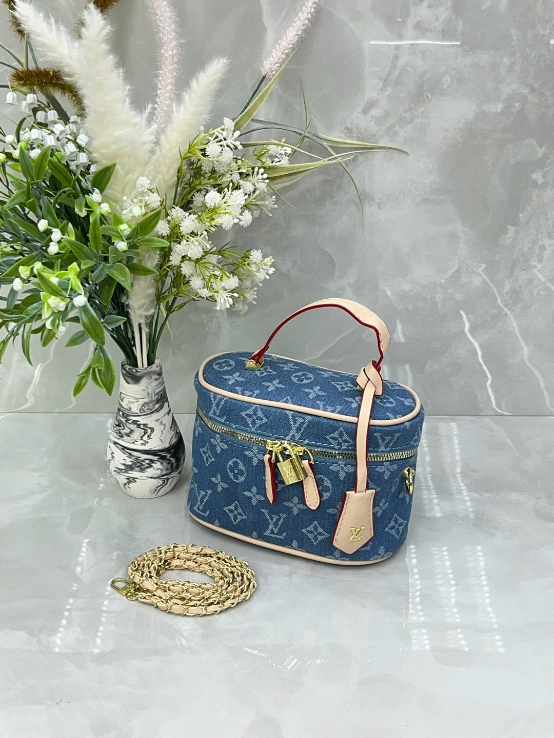 сумка женская louis vuitton,сумкa louis vuitton,сумка косметичка louis vuitton,сумка луи виттон vanity,сумка луи виттон