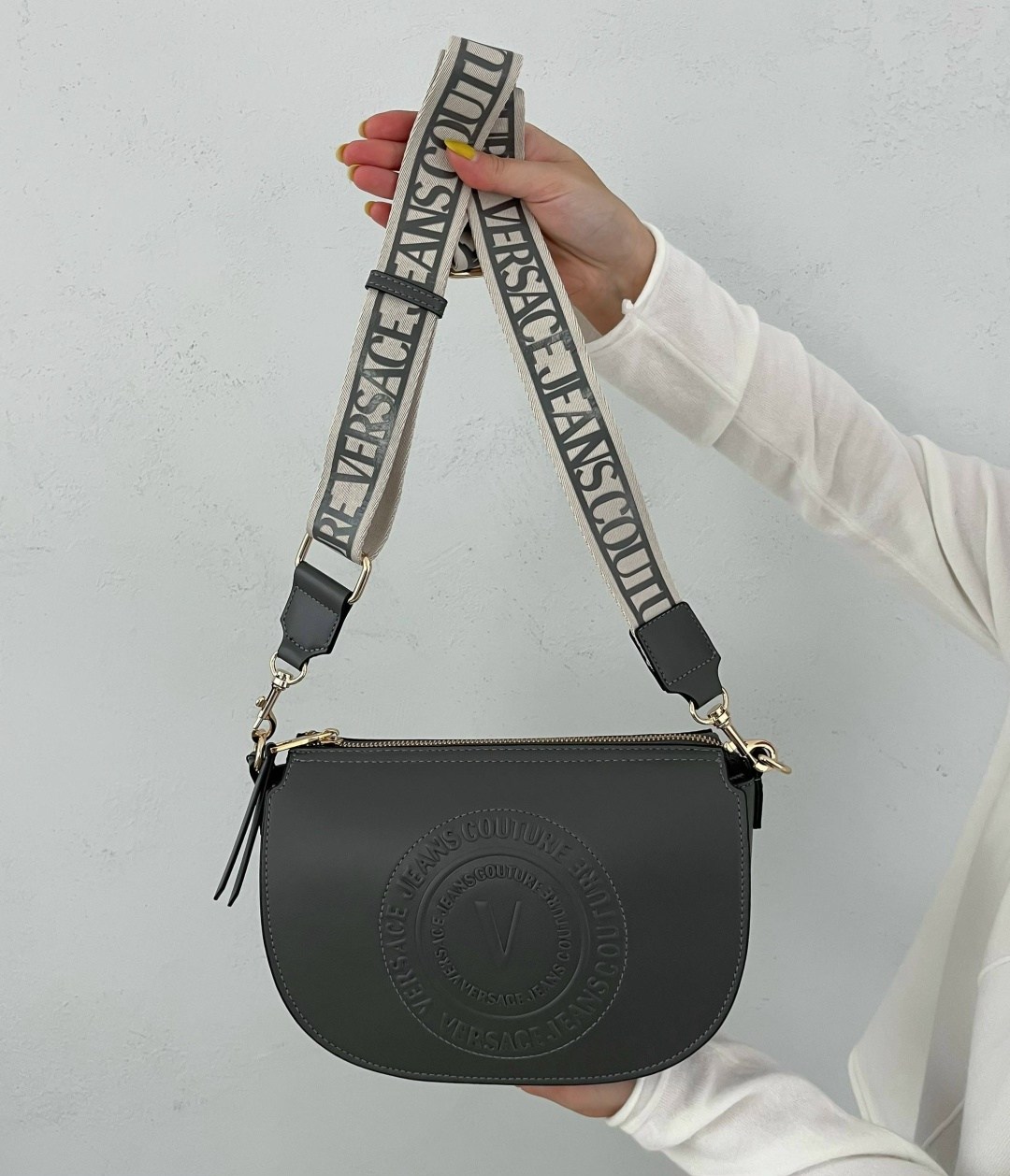сумка женская versace,versace сумка,кожаная сумка versace,сумка версаче,сумка женская versace jeans couture
