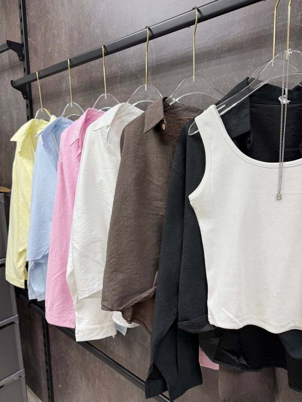 коричневая рубашка oversize с воротником мао gloria jeans,рубашка женская,блузка женская,рубашка женская вельветовая оверсайз,оверсайз рубашка