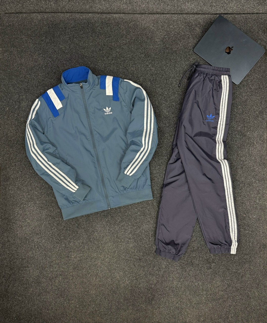 спортивные костюмы адидас,спортивный костюм adidas,спортивный костюм мужской adidas,костюм адидас ориджинал мужской,спортивные костюмы мужские