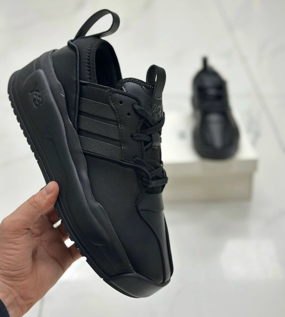 кроссовки adidas,кроссовки,кроссовки популярные,кроссовки женскиe,кроссовка мужской